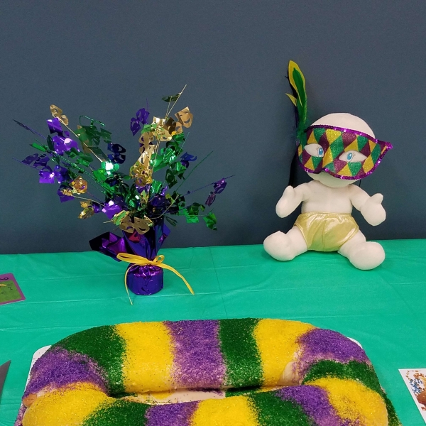 The Best Cream Cheese King Cake