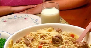 NO YOLKS® Cider Glazed Pork with Noodles