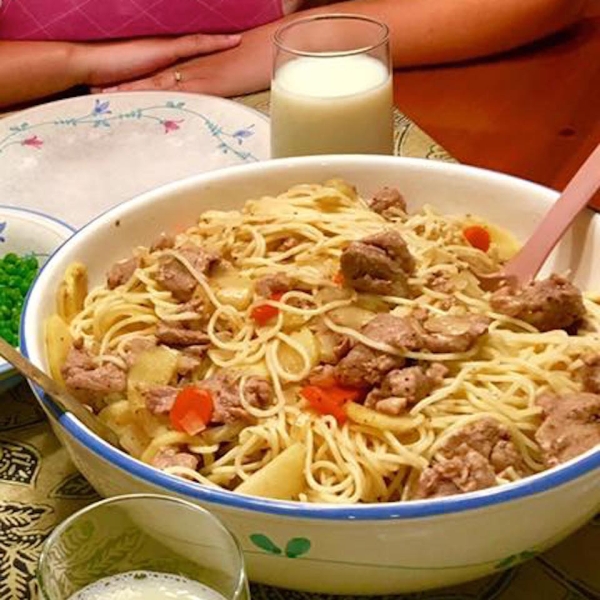 NO YOLKS® Cider Glazed Pork with Noodles