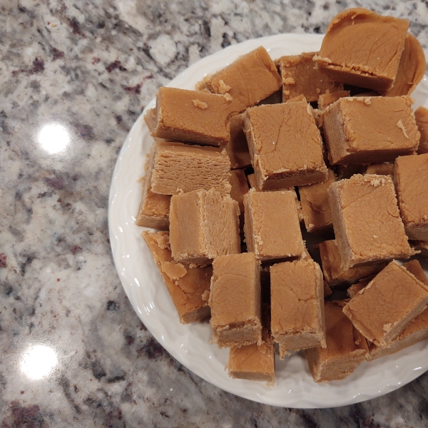 World's Best Peanut Butter Fudge