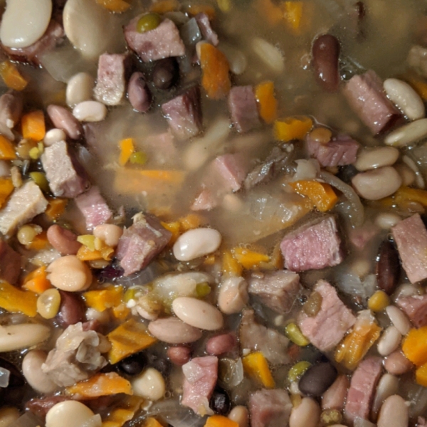 Slow Cooker Ham and Bean Soup