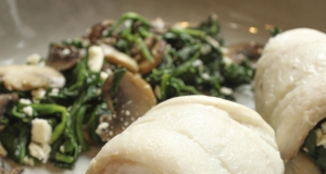Spinach-Stuffed Flounder with Mushrooms and Feta