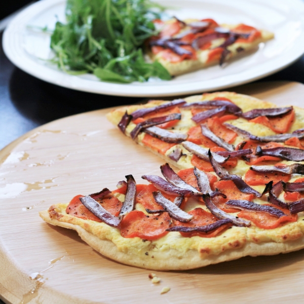 Honey-Roasted Carrot and Goat Cheese Pizza