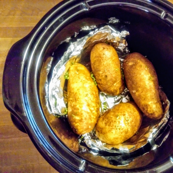 Slow Cooker Baked Potatoes