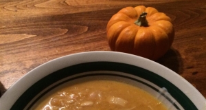 Hearty Pumpkin-White Bean Soup