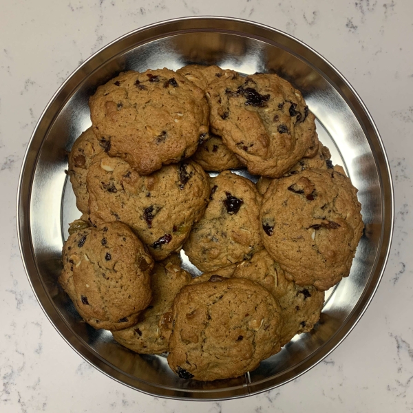 Jumbo Raisin Cookies