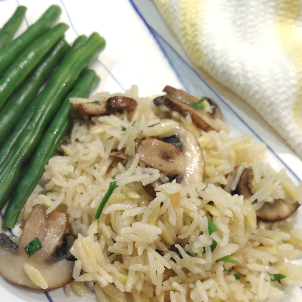 Instant Pot® Rice and Orzo Pilaf with Mushrooms