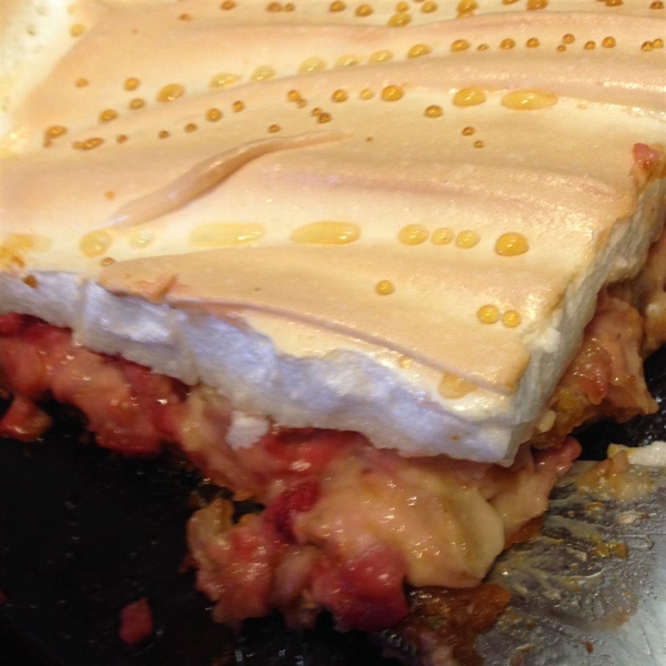 Strawberry Rhubarb Meringue Dessert