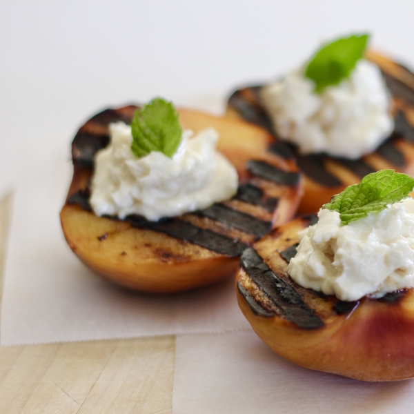 Succulent Grilled Peaches with Honey Chevre
