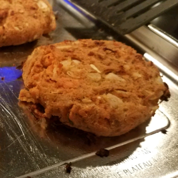 Salmon Cakes III