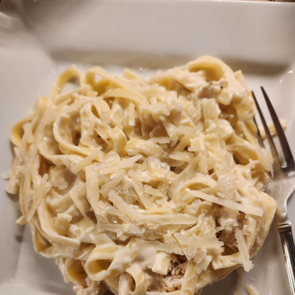Quick and Easy Alfredo Sauce