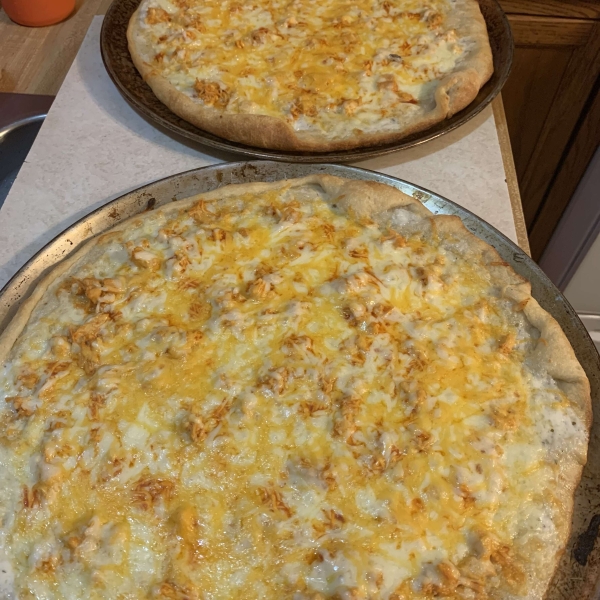 Buffalo-Style Chicken Pizza