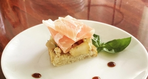 Pear and Prosciutto Bruschetta