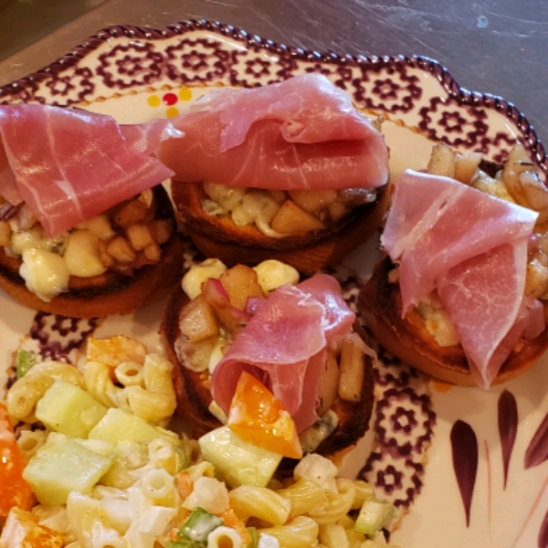 Pear and Prosciutto Bruschetta