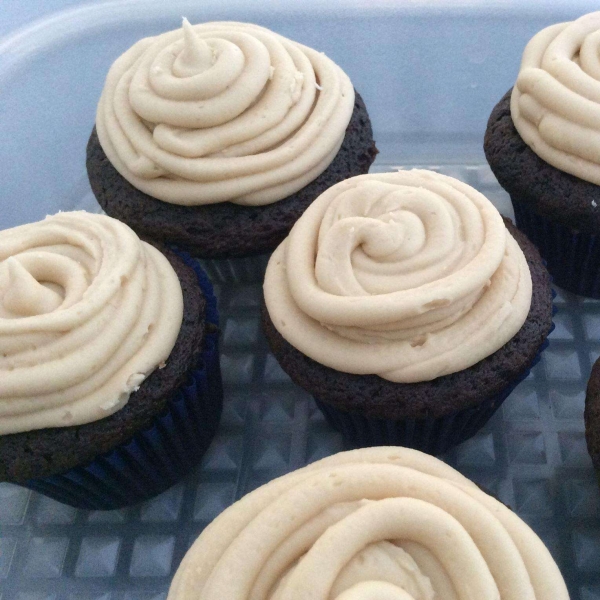 Chocolate Beer Cupcakes With Whiskey Filling And Irish Cream Icing
