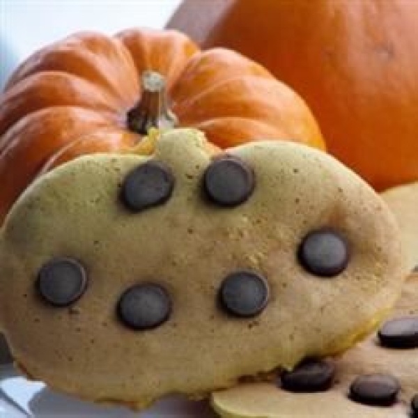 Jack-O-Lantern Pumpkin Pancakes