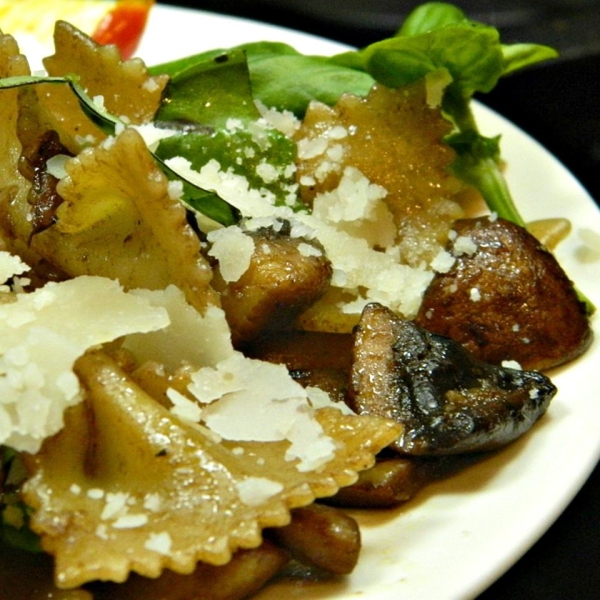 Portobello Mushroom Pasta with Basil