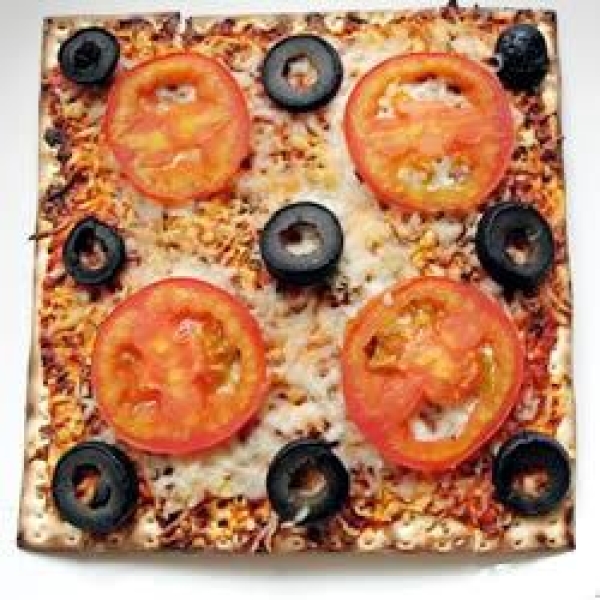 Kid's Favorite Passover Pizza