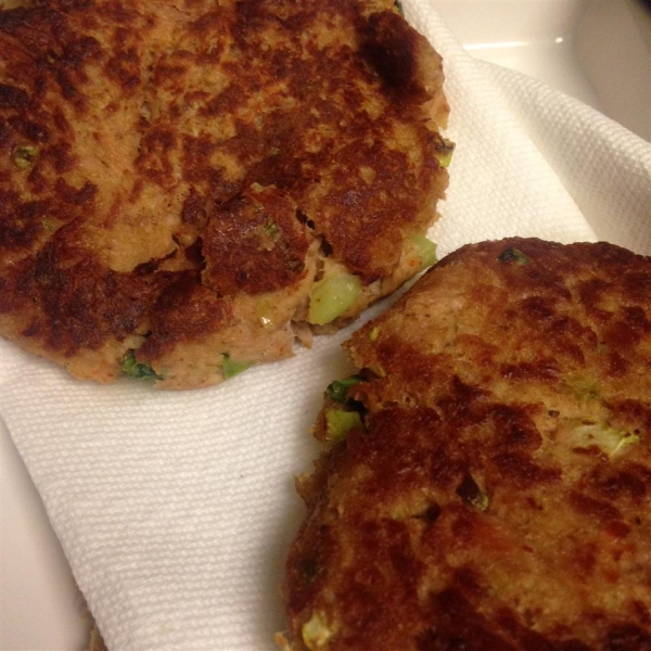 Fish Friday Tuna Burgers