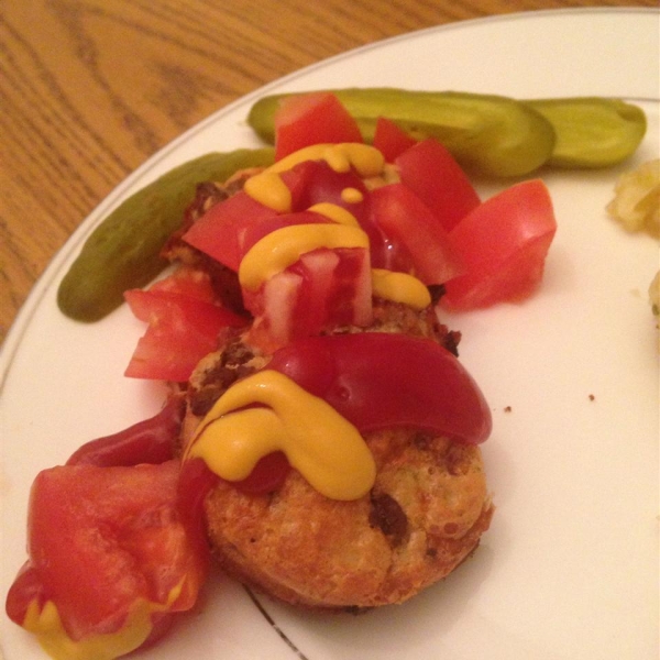 Impossibly Easy Mini Cheeseburger Pies