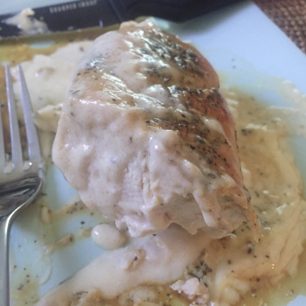 Garlic Cream Sauce over Chicken Breasts
