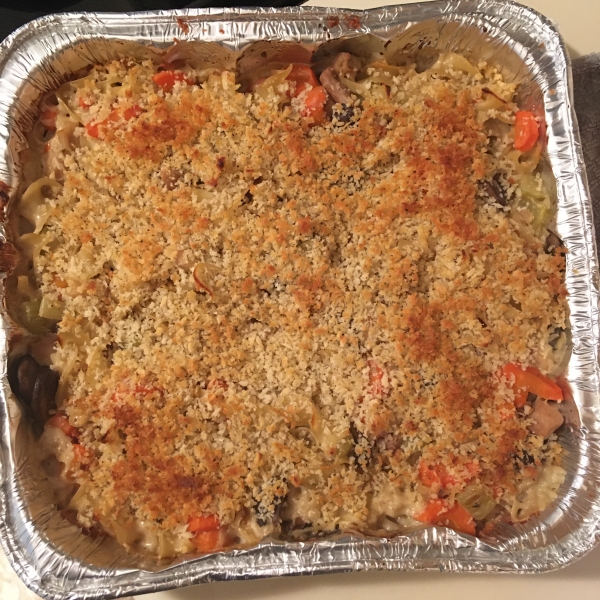 NO YOLKS® Creamy Chicken Noodle Casserole