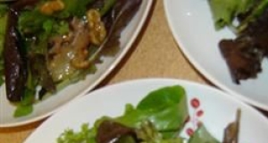 Salad with Prosciutto and Caramelized Pears and Walnuts