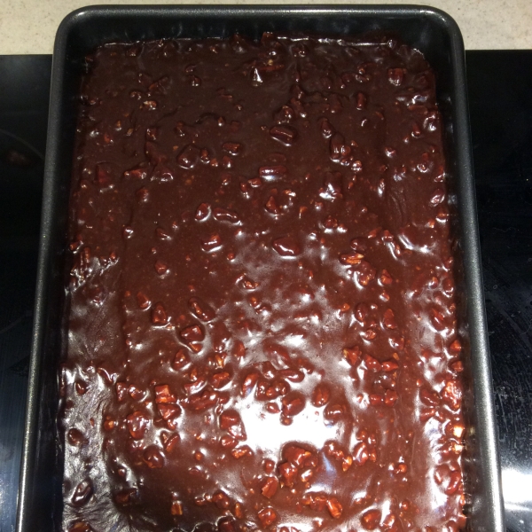 Old Fashioned Chocolate Cake