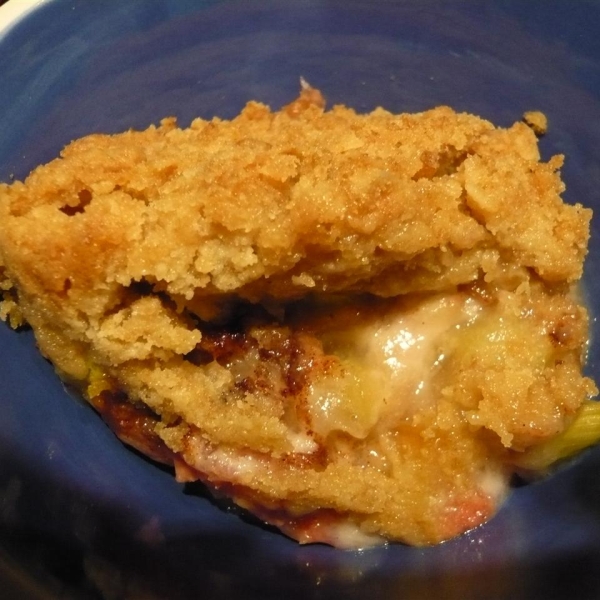 Grandma Ethel's Rhubarb Crisp