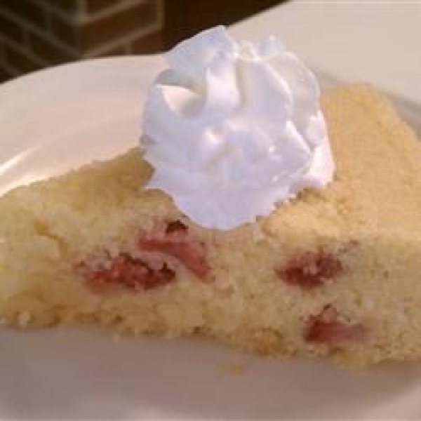 Cornmeal Strawberry Cake