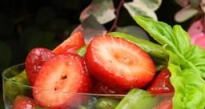 Strawberry Snap Pea Salad