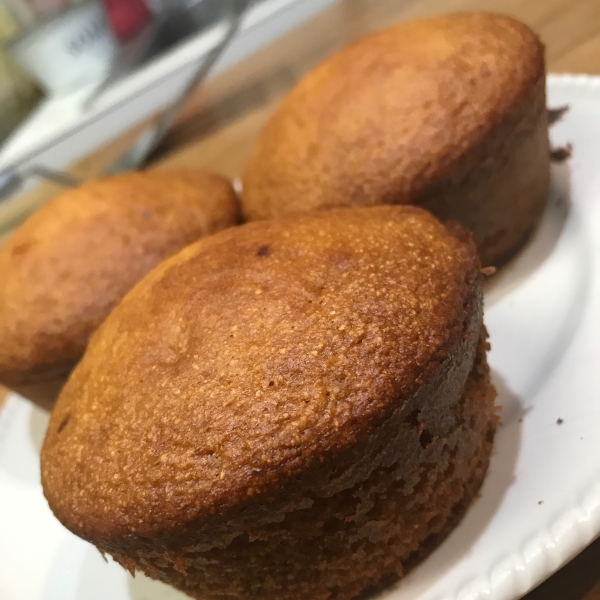 Buttermilk Cornbread Muffins