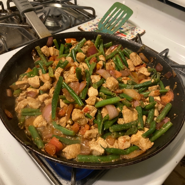 Saltado de Vainitas (Peruvian Green Beans with Chicken)