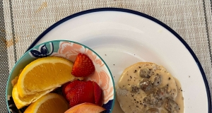 Creamy Biscuits and Gravy