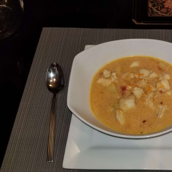 Hearty Halibut Chowder