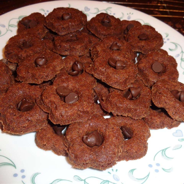 Addictive Double Chocolate Mint Cookies