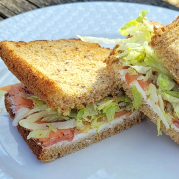 Smoked Salmon Sandwich