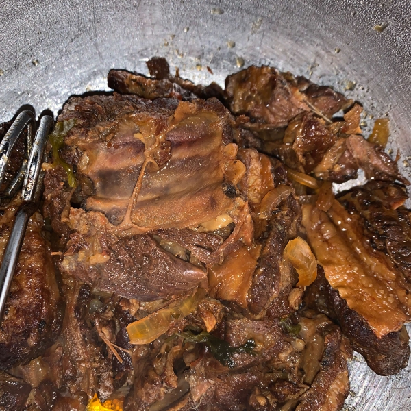 Slow Cooker Barbequed Beef Ribs