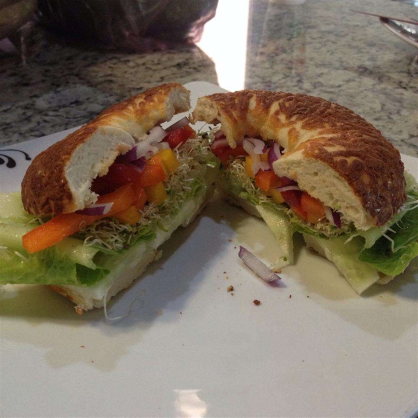 Fresh Veggie Bagel Sandwich