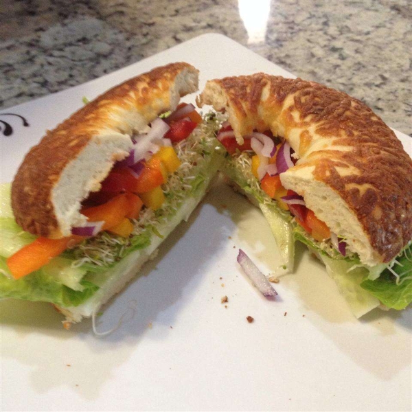 Fresh Veggie Bagel Sandwich