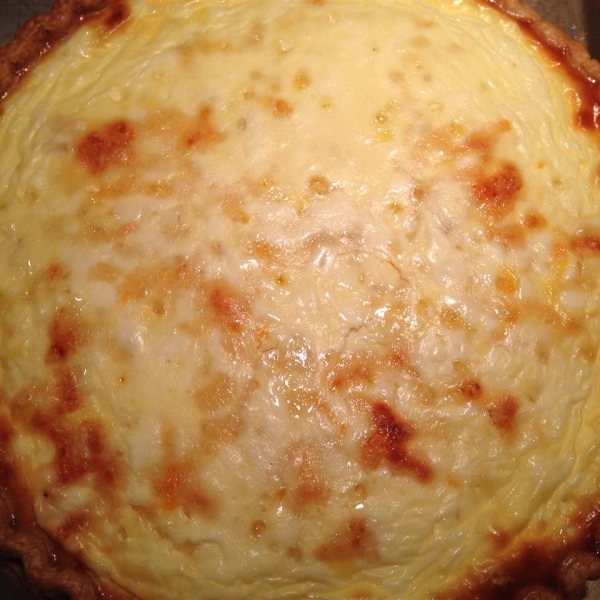 Easy Sour Cream Chicken Quiche