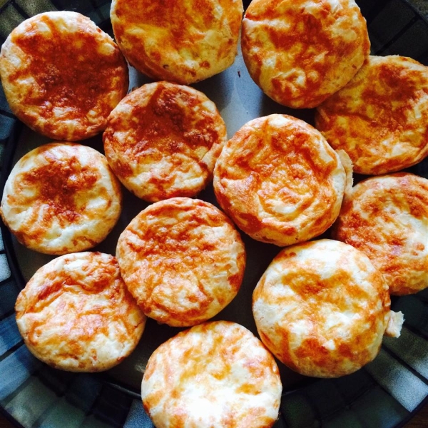 Brazilian Cheese Puffs (Pao de Queijo)