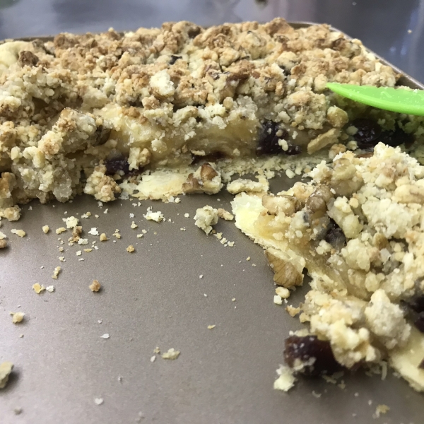 Easy Apple Berry Crumble Pie