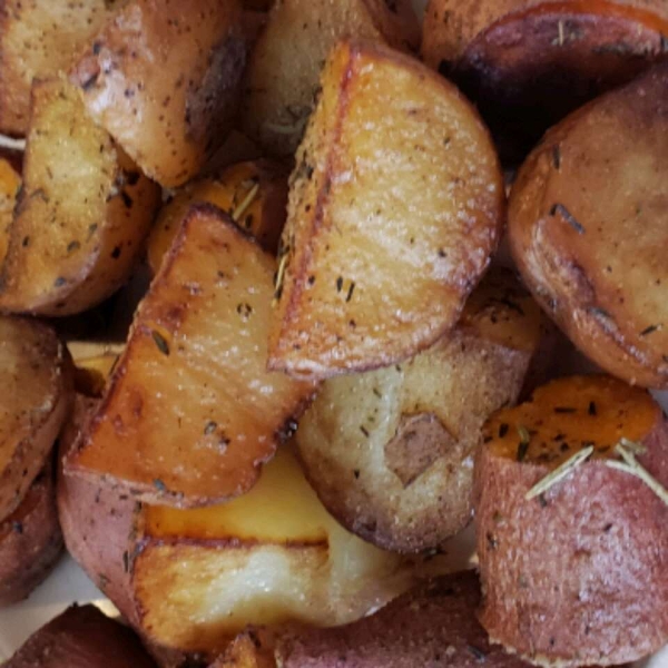 Instant Pot Garlic-Roasted Potatoes