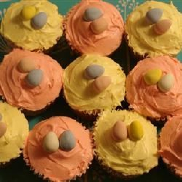 Mini Egg Cupcakes