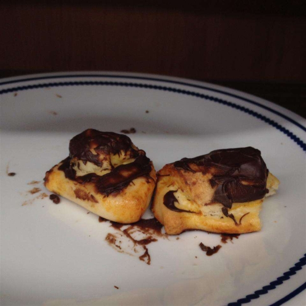 Pain au Chocolat (Chocolate Croissants)