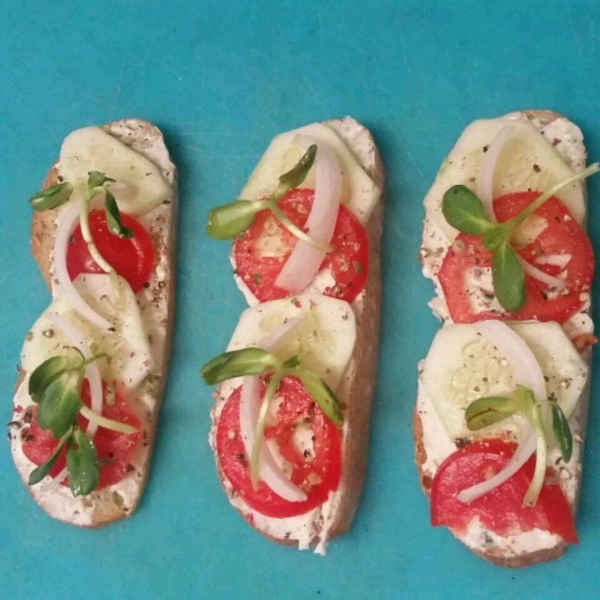 Garlic and Herb Cream Cheese