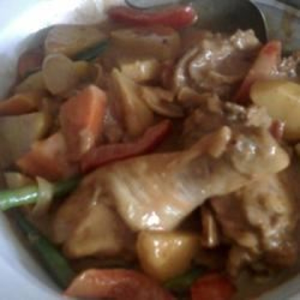 Filipino-Style Chicken Curry