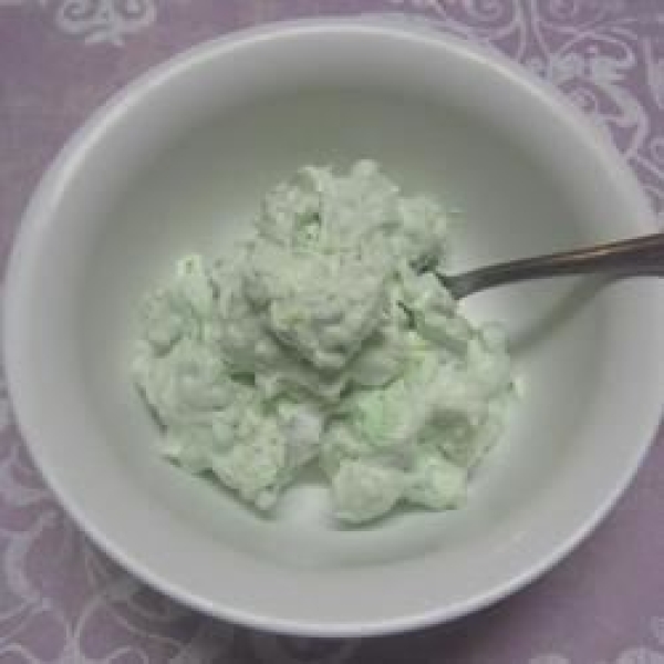 Family Tradition Watergate Salad