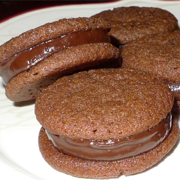 Chocolate Mint-Filled Cookies